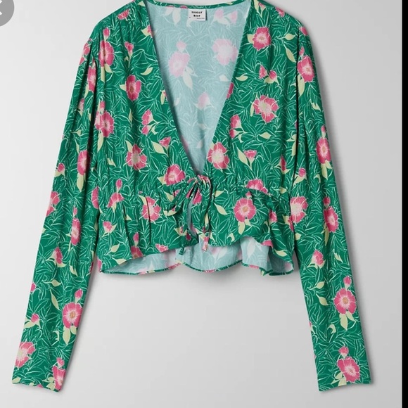 NWT Aritzia Sunday Best New Cropped Tie-Front Blouse Floral Green Size Small - Picture 1 of 9